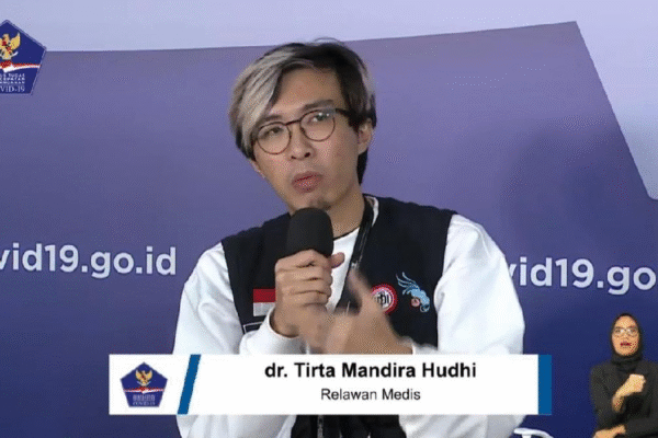 Dokter Tirta Kampanye Bahaya Penggunaan Antibiotik Sembarangan dokter tirta
